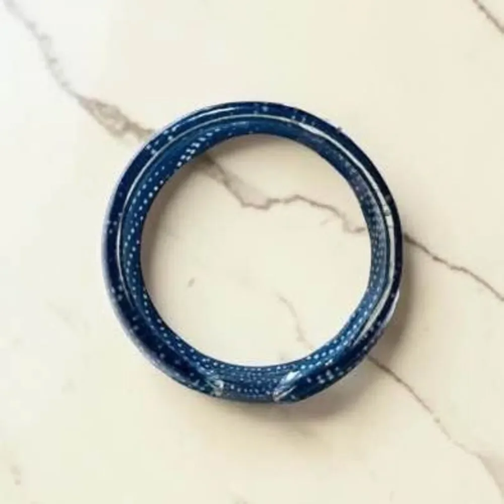 🎁🎁 Free shipping!! Chunky Indigo Blue Batik Pattern Statement Cuff Bracelet